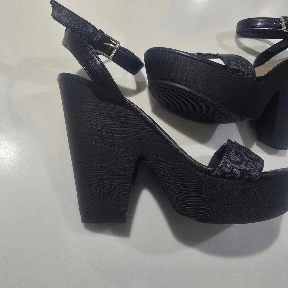 GBG Los Angeles Womens Black Monogram G Logo Platform Block Heel Sandal SEE PICS